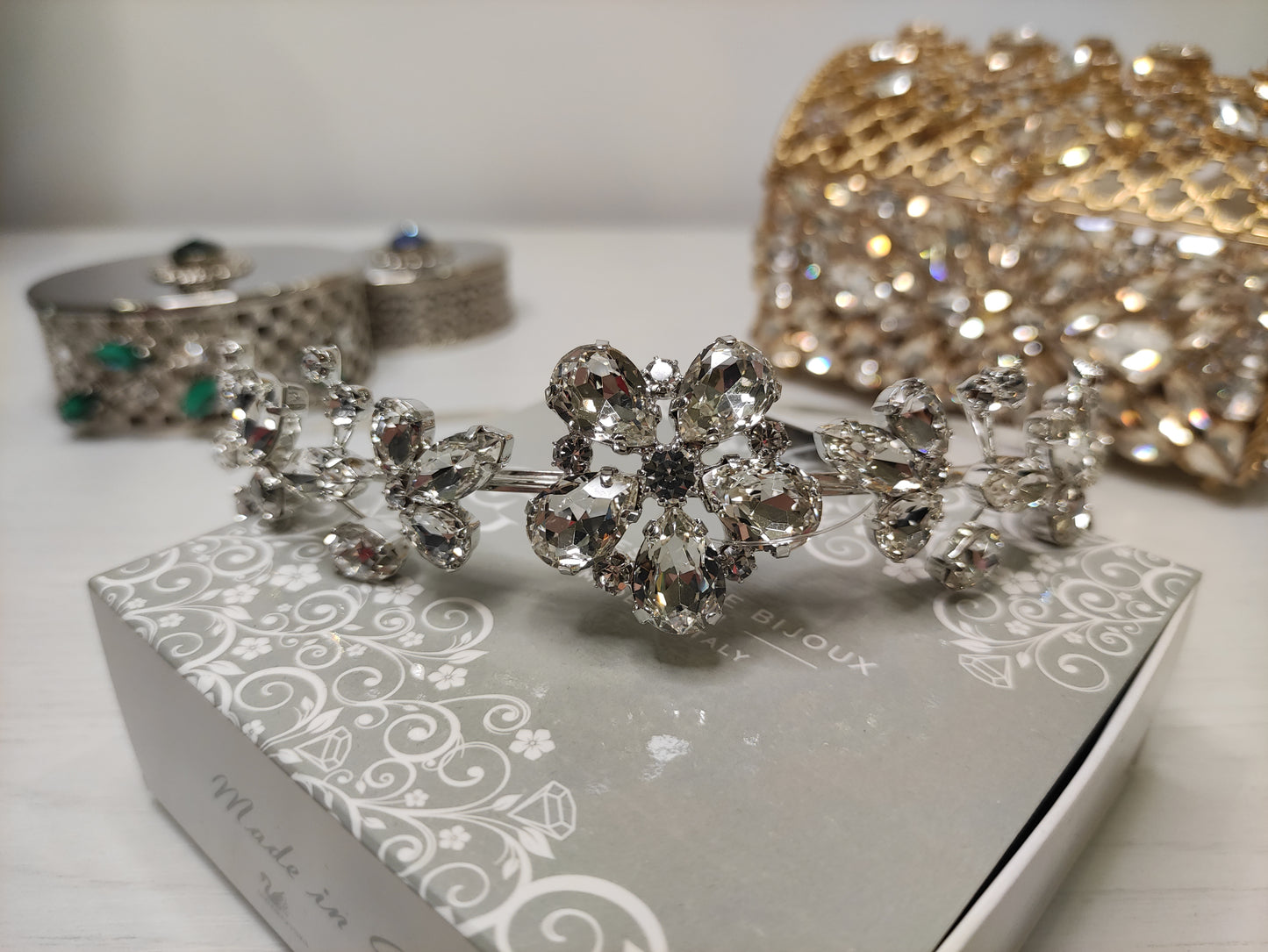 Cerchietto bijoux con pietre castonate