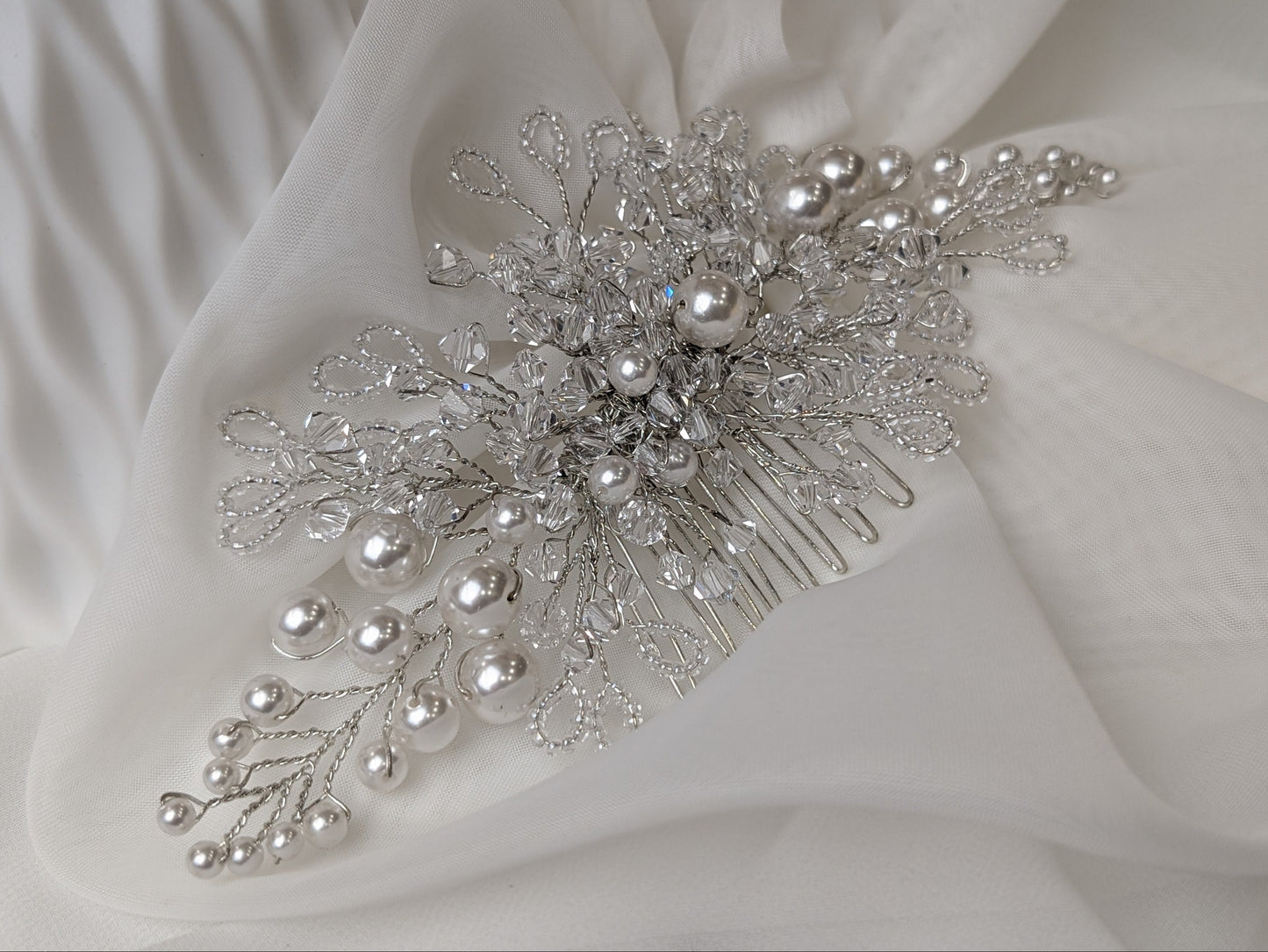 2491FR- Pettinino da sposa con perle e cristalli