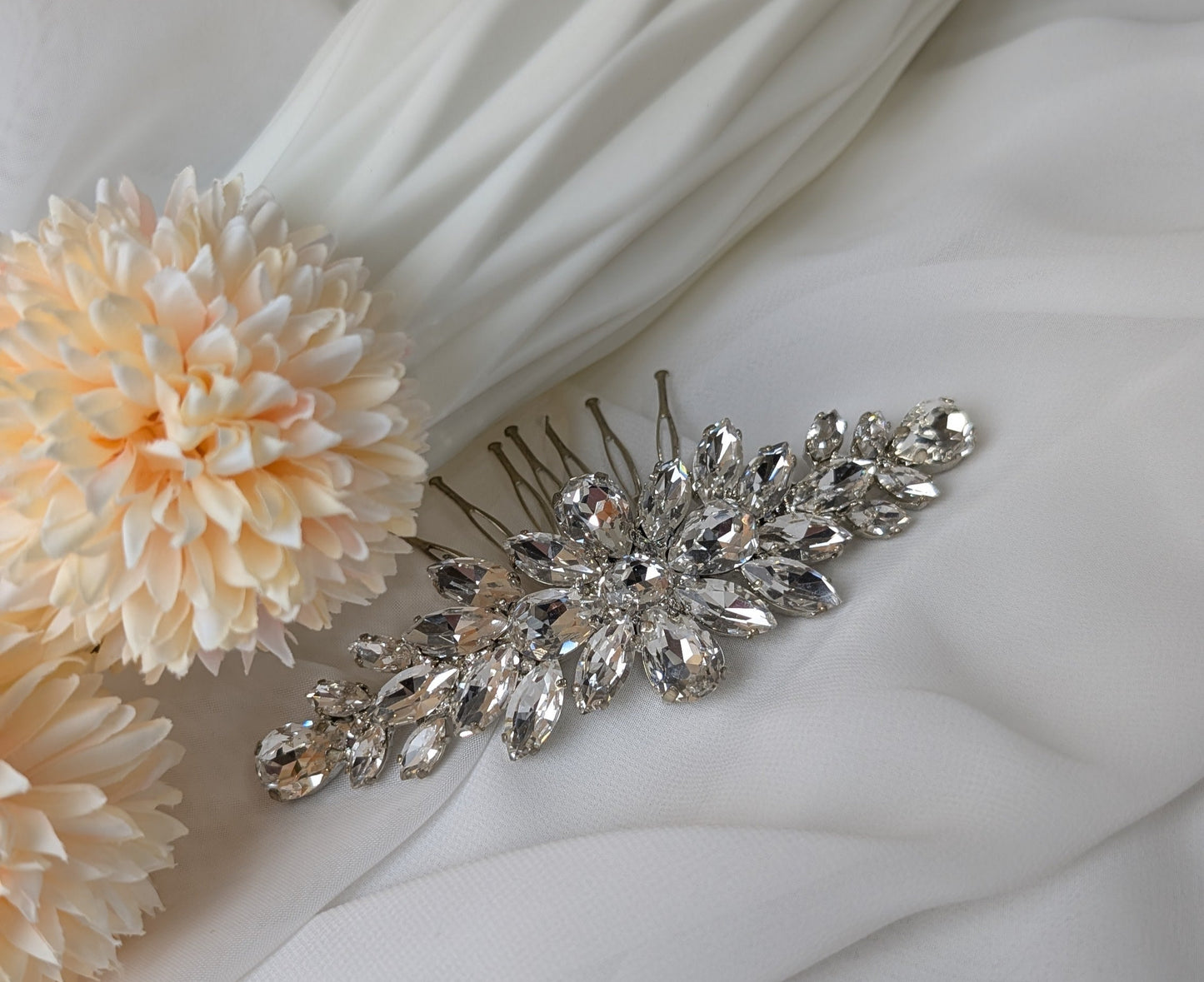 2218FR- Pettinino da sposa con pietre swarovski