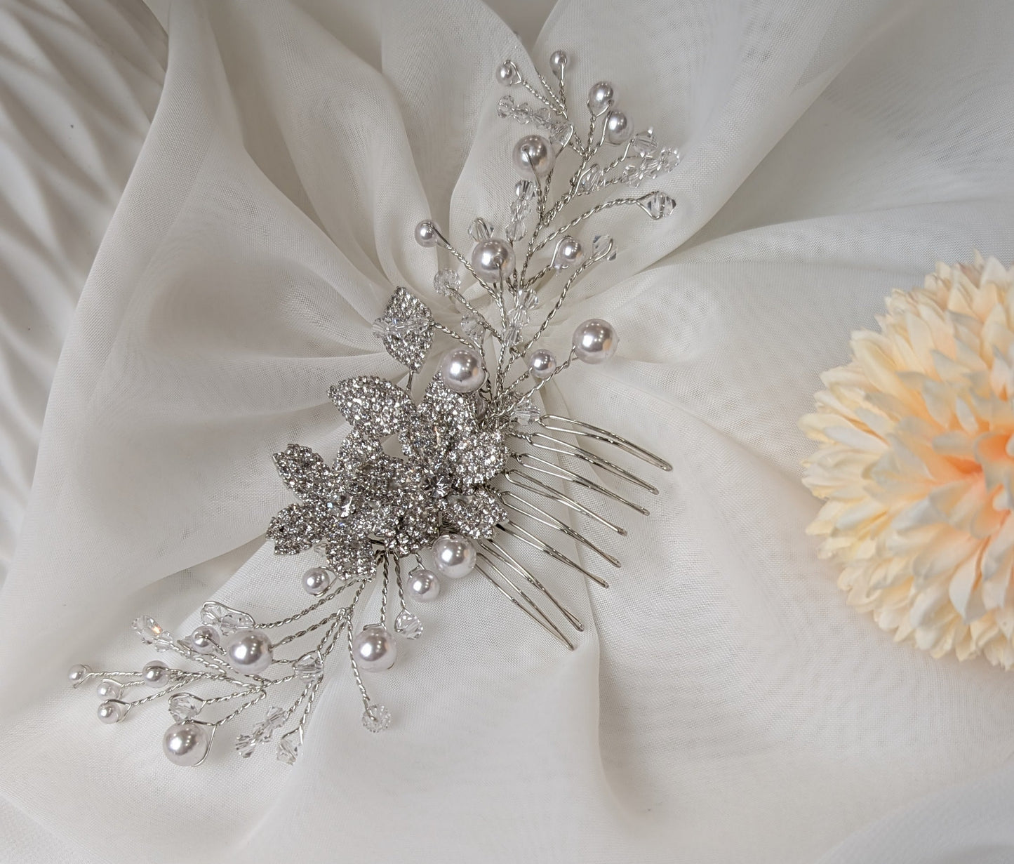 2488FR- Pettinino da sposa con perle e cristalli