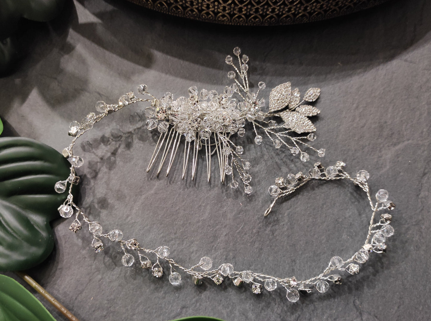 2260FR- Pettinino da sposa con cristalli, strass e filo bijoux